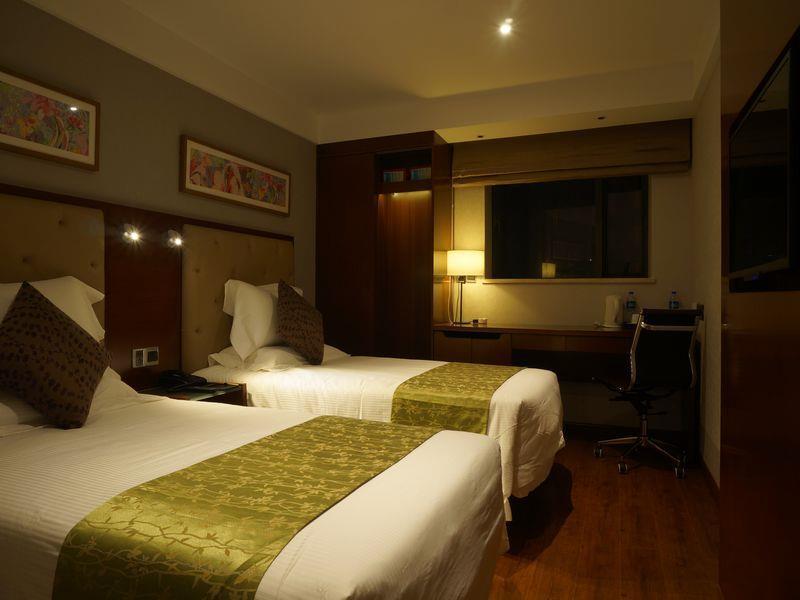 Hotel Yitel West Yan'an Road